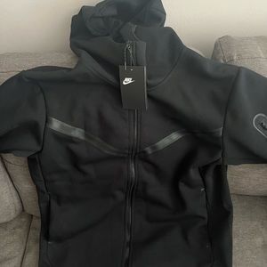 Nike tech fleece